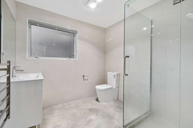 12 Bridget Court Red Beach_16