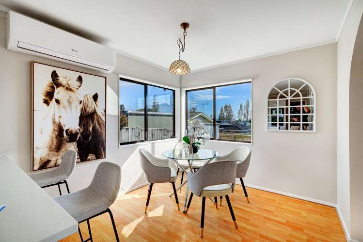 14B Chip Grove Sunnyhills_8