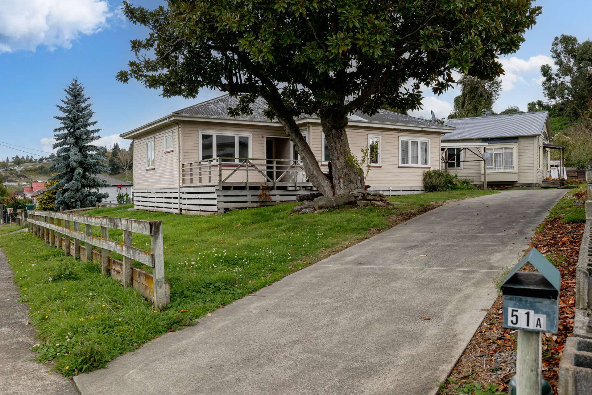 51 and 51A Moa Street Taihape_0