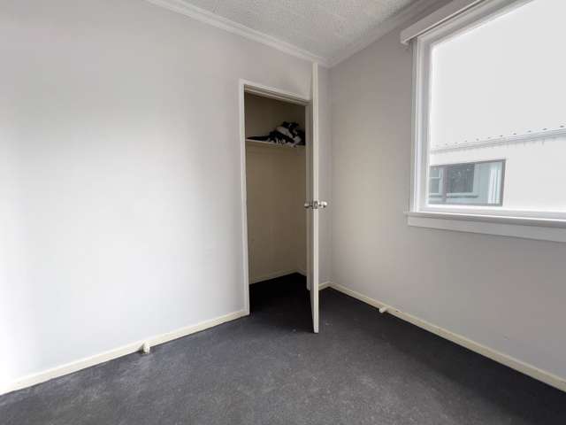 2/617 Castle Street North Dunedin_4
