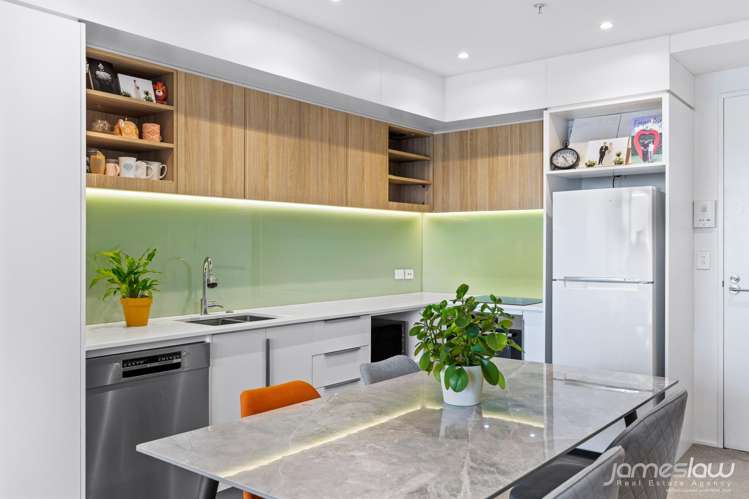 205/1 Buscomb Avenue Henderson_5