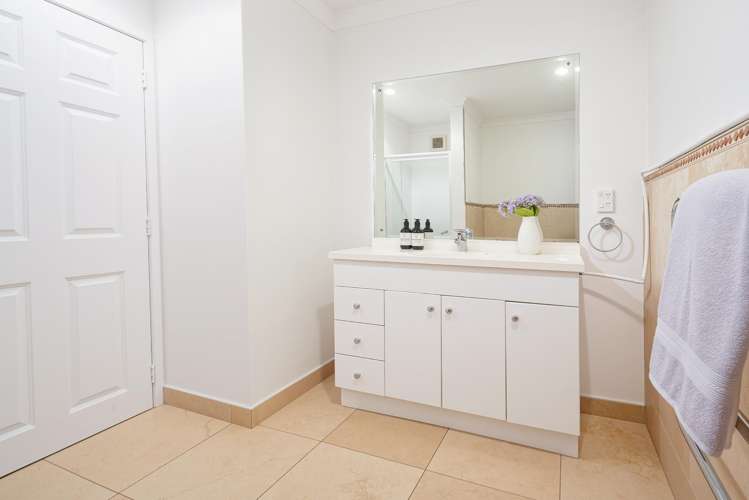 281 Sturges Road Henderson_25