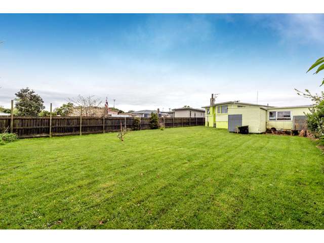 111 Matipo Road Te Atatu Peninsula_1