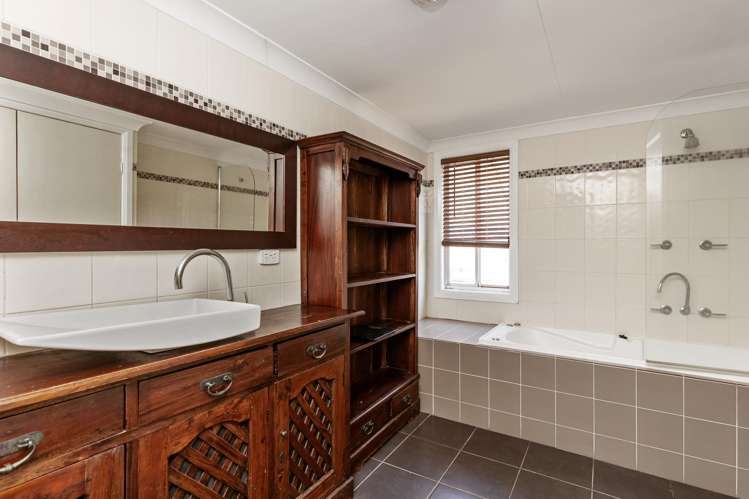 26 Elizabeth Street Junee_5