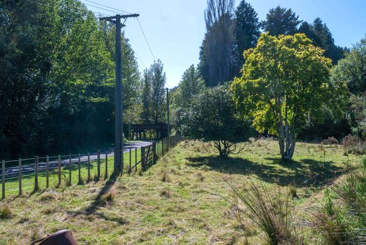 27 Tongaporutu Road Ohura_23