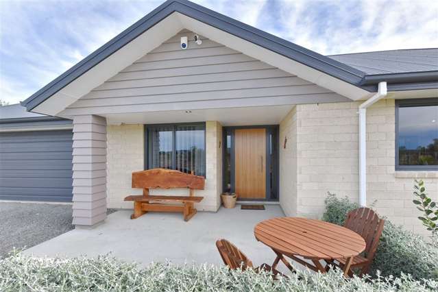 323 Georges Road Amberley_1