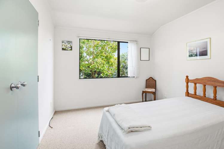 122B Fenton Street Thames_9