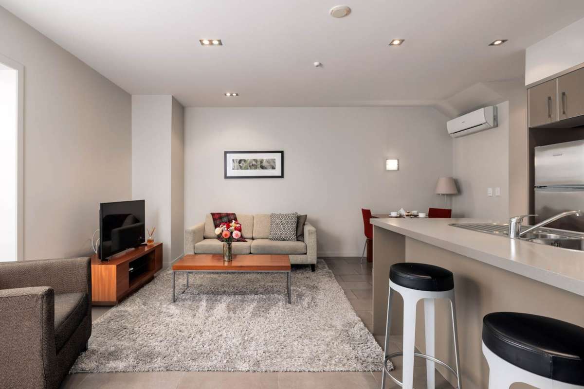 10/98 Marsden Road_2