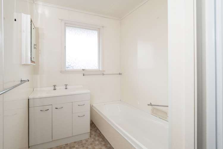 51 Churchill Avenue Richmond_6