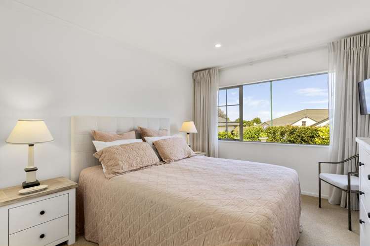 18 Lakeridge Close Rangatira Park_11