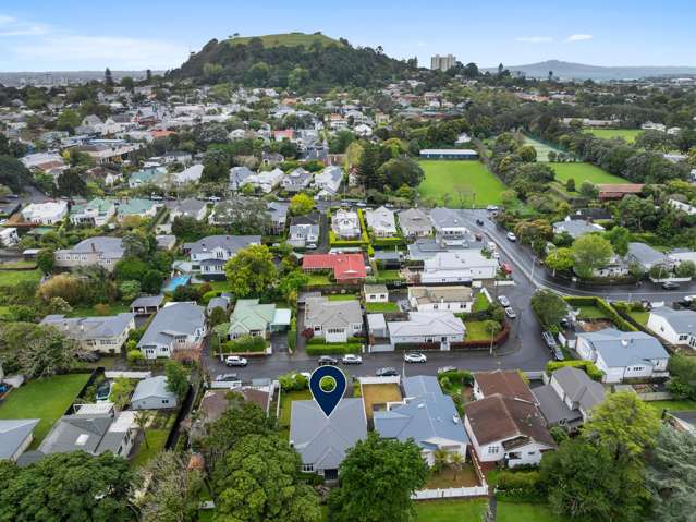 6 Garry Road Mount Eden_4