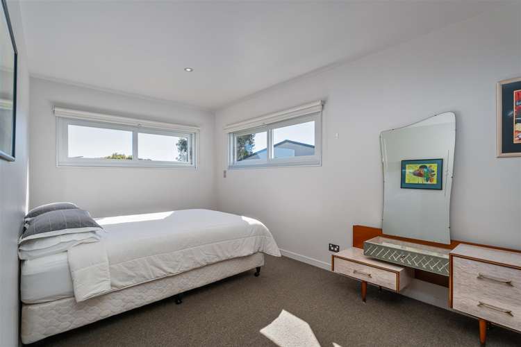 111 Kauri Crescent Matarangi_20