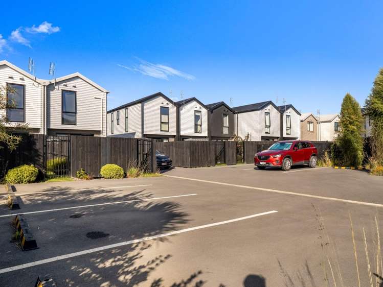 68 Miromiro Street 1404_17