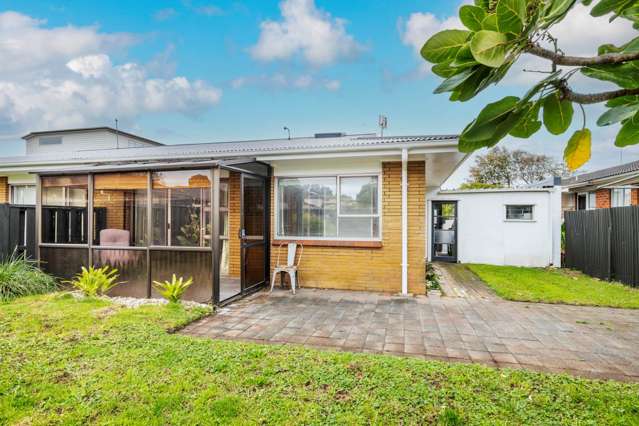 4/16 Campbell Road Royal Oak_3