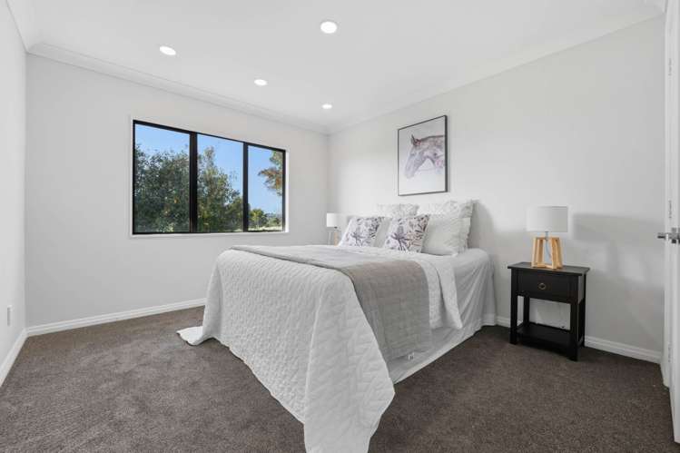 8 Capistrano Mews Goodwood Heights_19