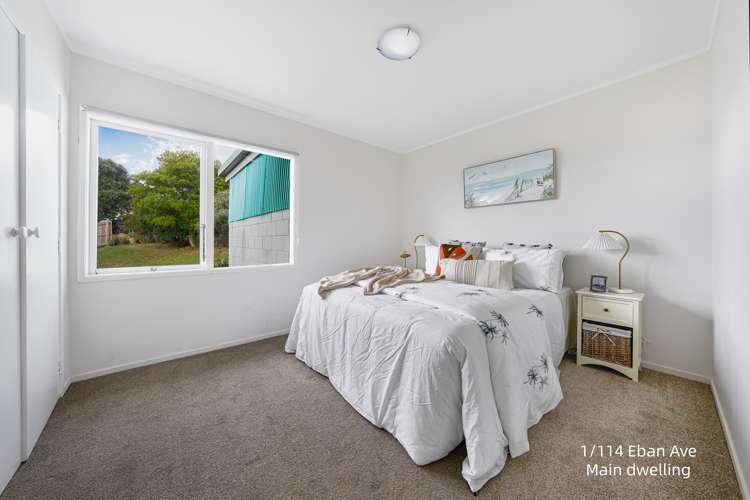 1&2/114 Eban Avenue Hillcrest_10