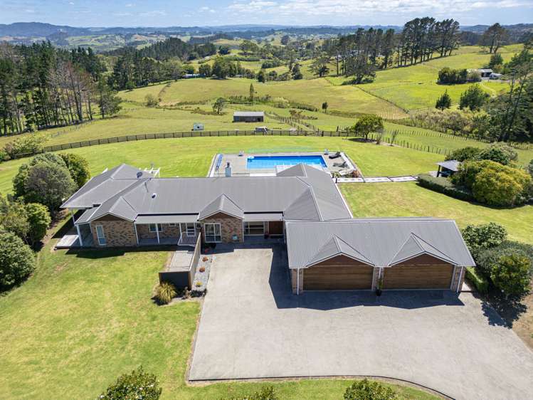 81 Burne Road Waitoki_28