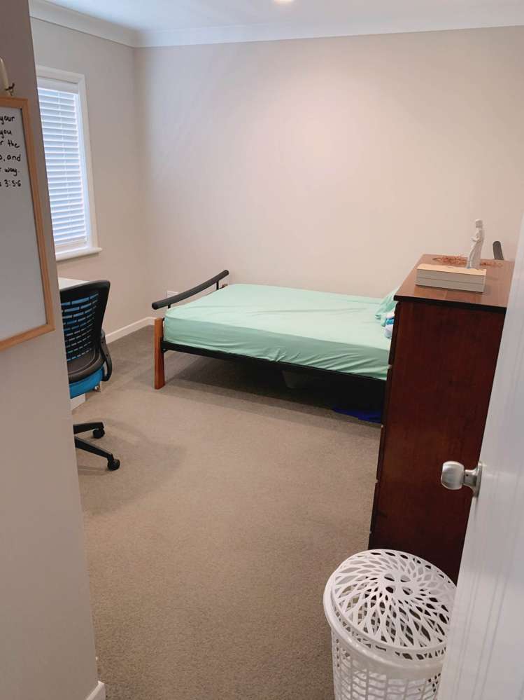 10 Hawkdun Drive Flat Bush_6