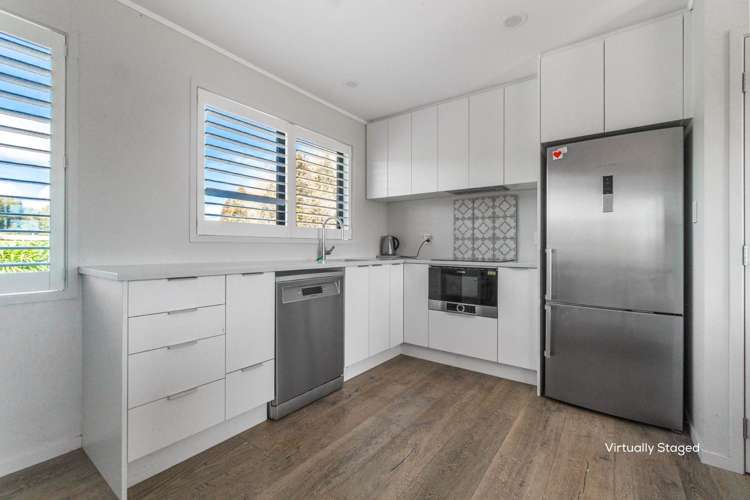 37E William Potter Lane Karaka_24