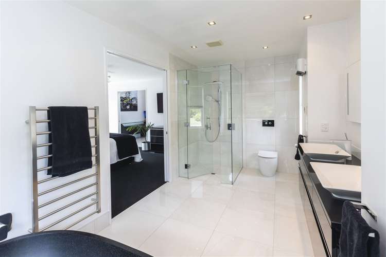 55 Applefield Court Northwood_31