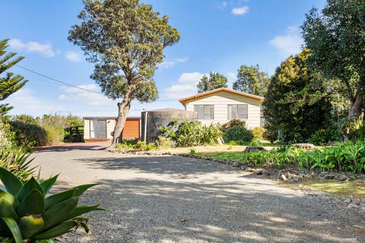 401 Oaia Road Muriwai_18