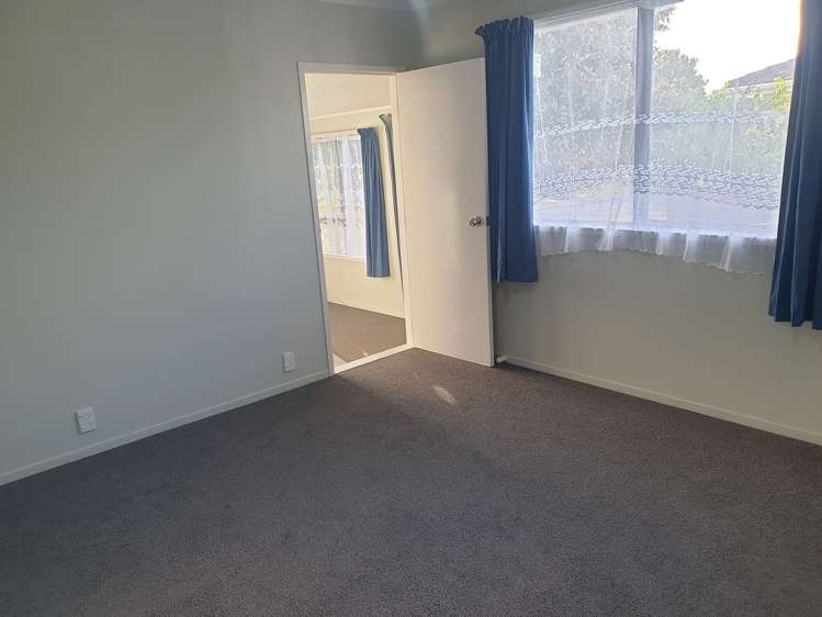 12 Edwin Freeman Place Ranui_11