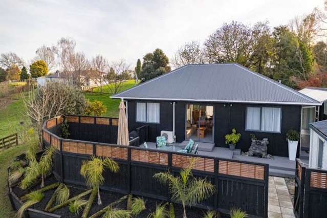 Private Family Home - move in ready