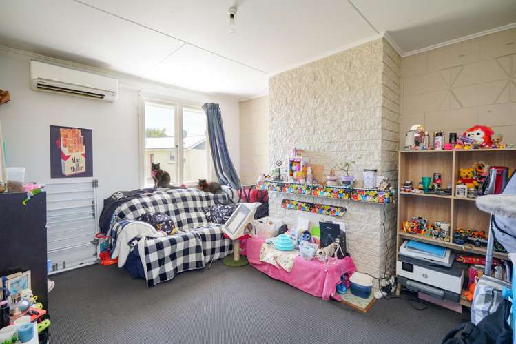 8 Hamilton Street Winton Surrounds_15