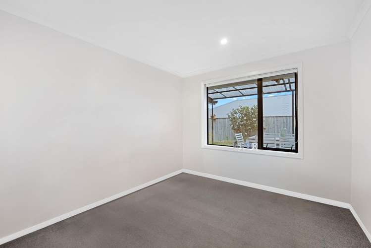 70 Sanctuary Drive Stoke_9