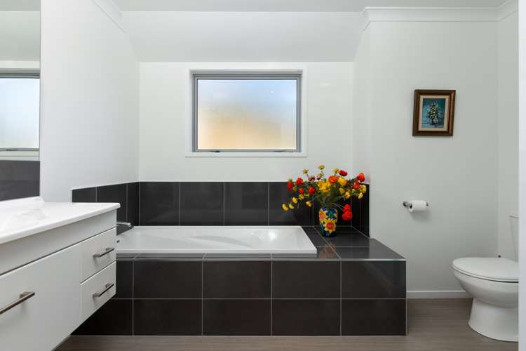 9 Tui Drive Picton_15