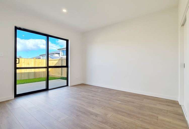 6 Ascent Street Flat Bush_6