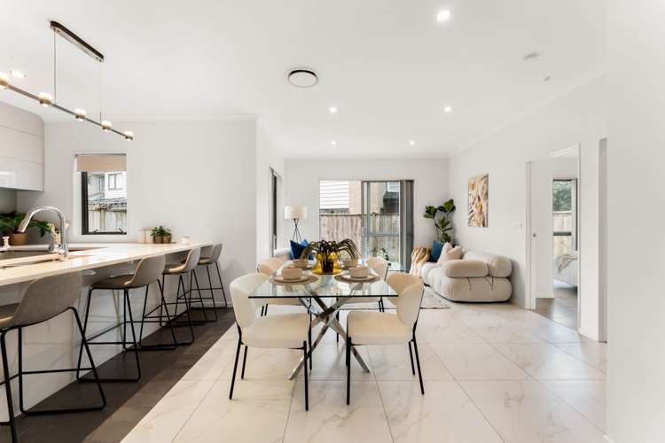 23 Bordeaux Parade Te Atatu South_4