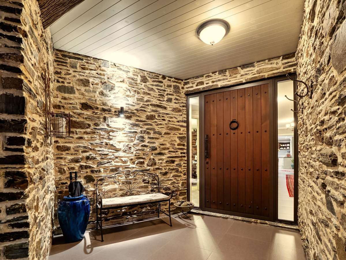 265A Hot Springs Road_2