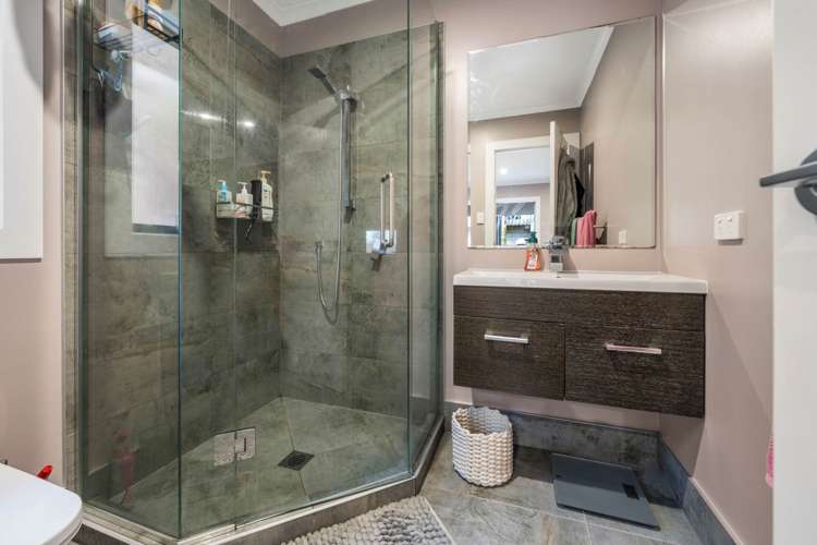 8a Ambler Avenue Glen Eden_12