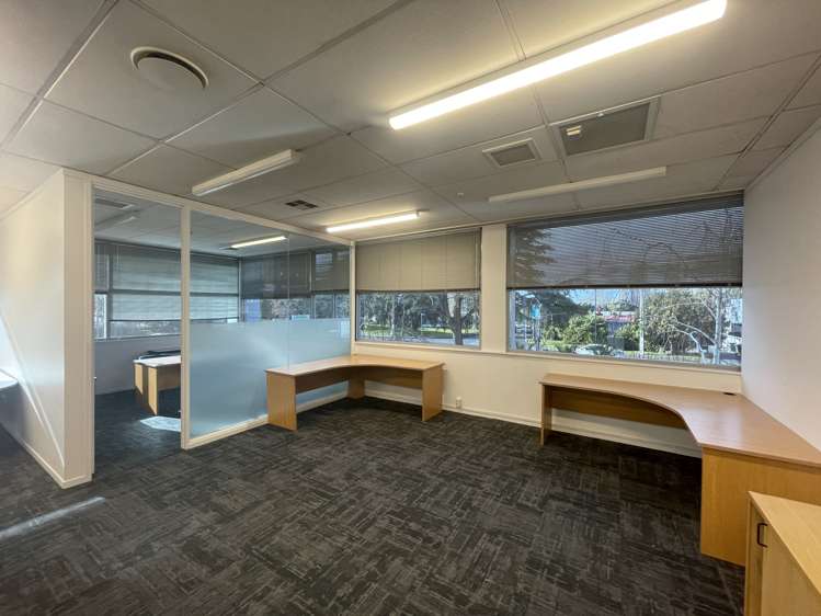 37-41 Carbine Road Mt Wellington_6