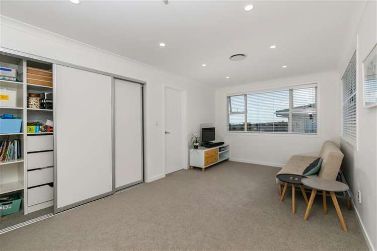 25 Wainui Avenue Point Chevalier_14