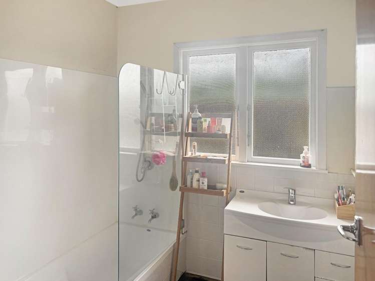 3/612 Queen Street West 10482_5