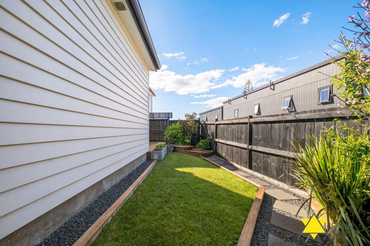 53D McLeod Road Te Atatu South_15