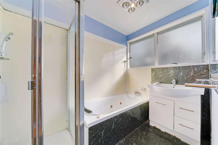 7 Lipton Grove Opaheke_8