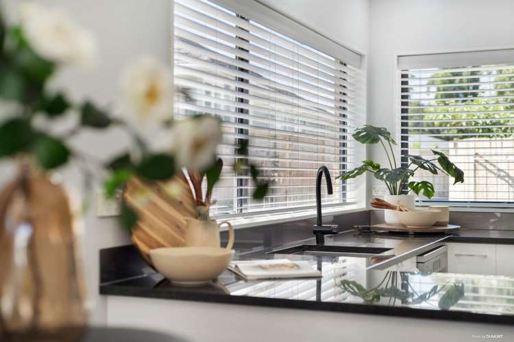 59a Cobham Crescent Kelston_5