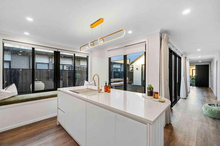 29 Rosslands Avenue Karaka_6