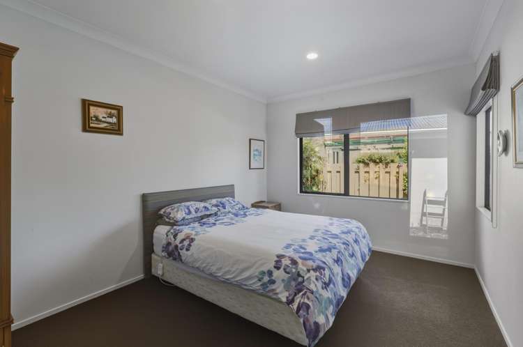 13B Beach Road Otumoetai_27