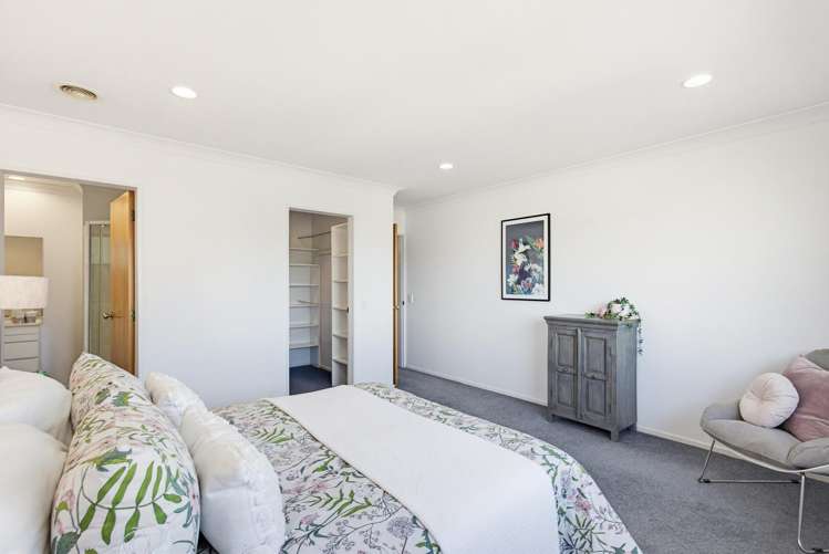 19 Derry Hill Churton Park_8