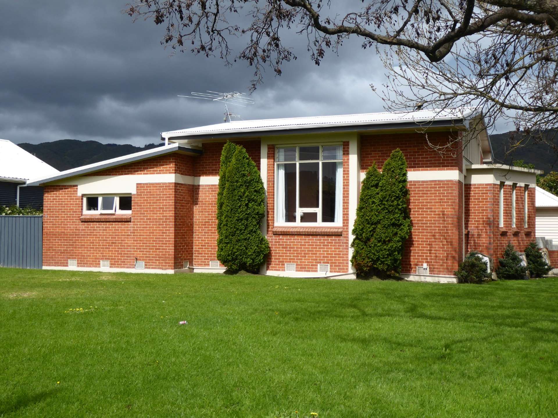 42 Treadwell Street Naenae_0