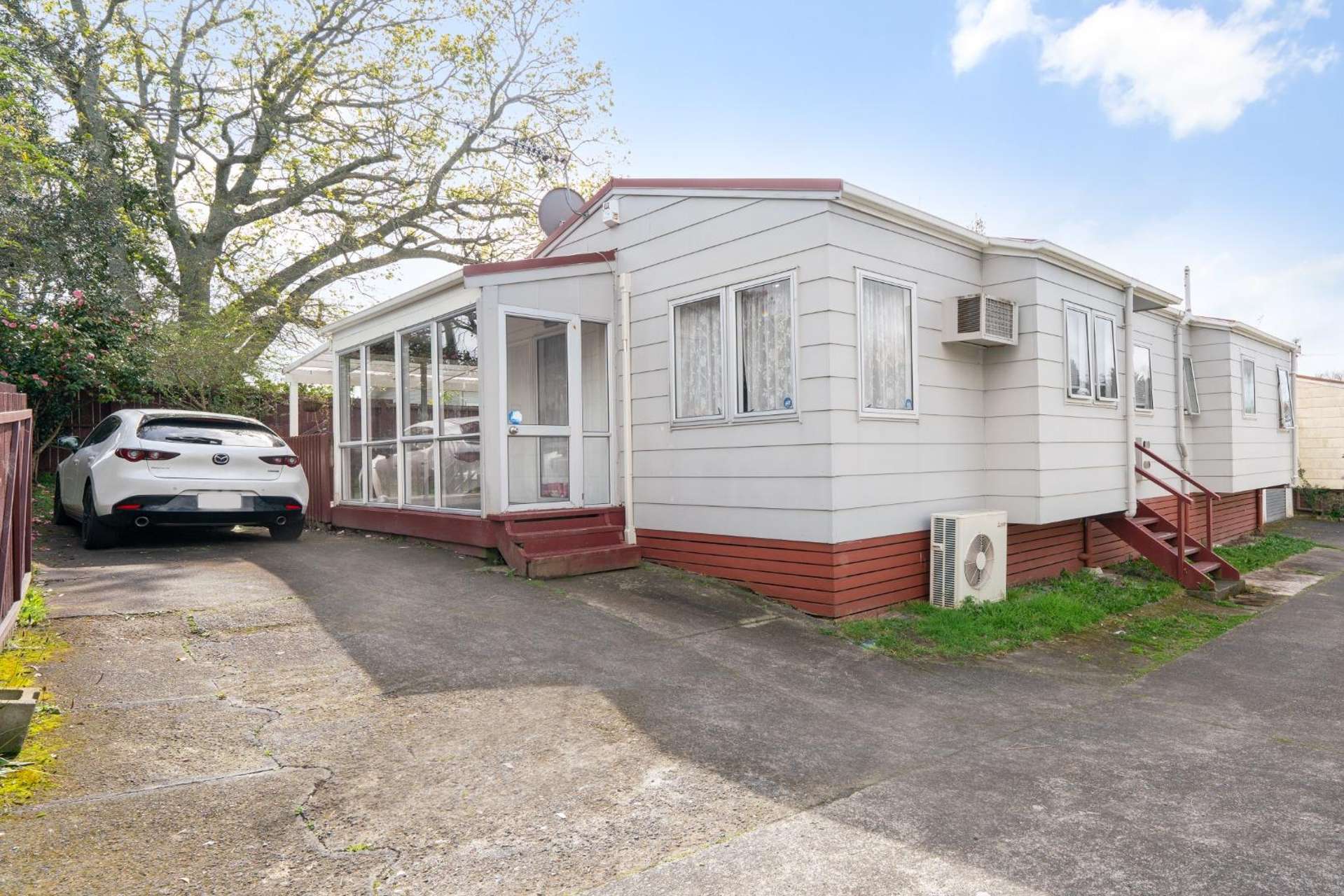 1/255 Swanson Road Henderson_0