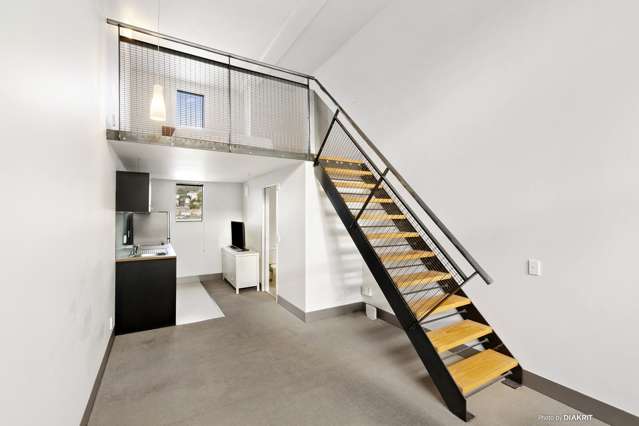 57/29 Webb Street Mount Cook_3