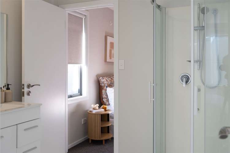 32 Vancouver Crescent Wainoni_12