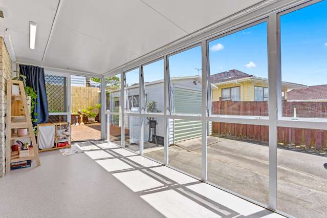 2/7 Cairngorm Place Highland Park_4