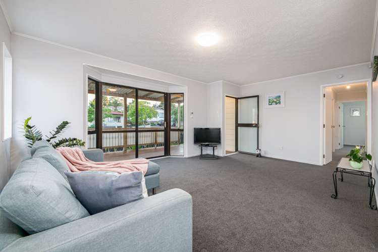 14 Alidade Place Massey_22