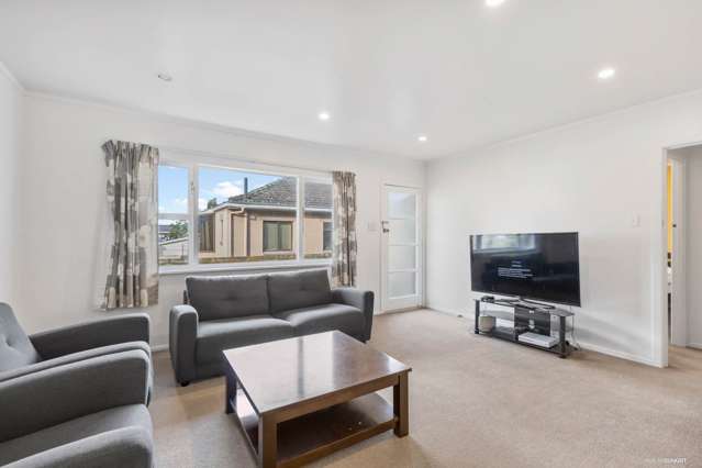 2/191 Onewa Road Birkenhead_4